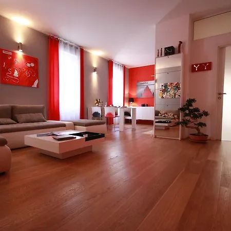 Mandria אופטיה